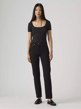 Levi’s Wedgie straight leg , sz : 27